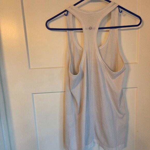 Lululemon Swiftly Tech Racerback‎ - Picture 3 of 4